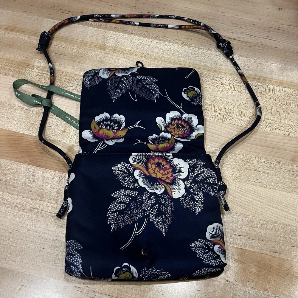 Vera Bradley Baird Hipster Crossbody Bag Purse Nylon SEURAT FLORAL $80
